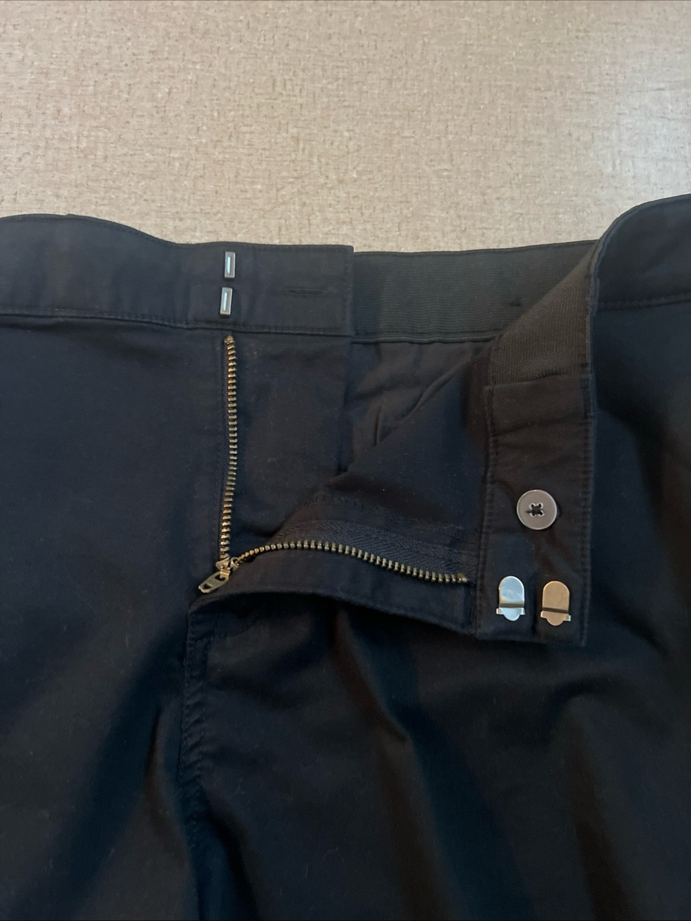 Lane Bryant Womens Black Casual Shorts Clasp & Zip Size 20. - Picture 3 of 6